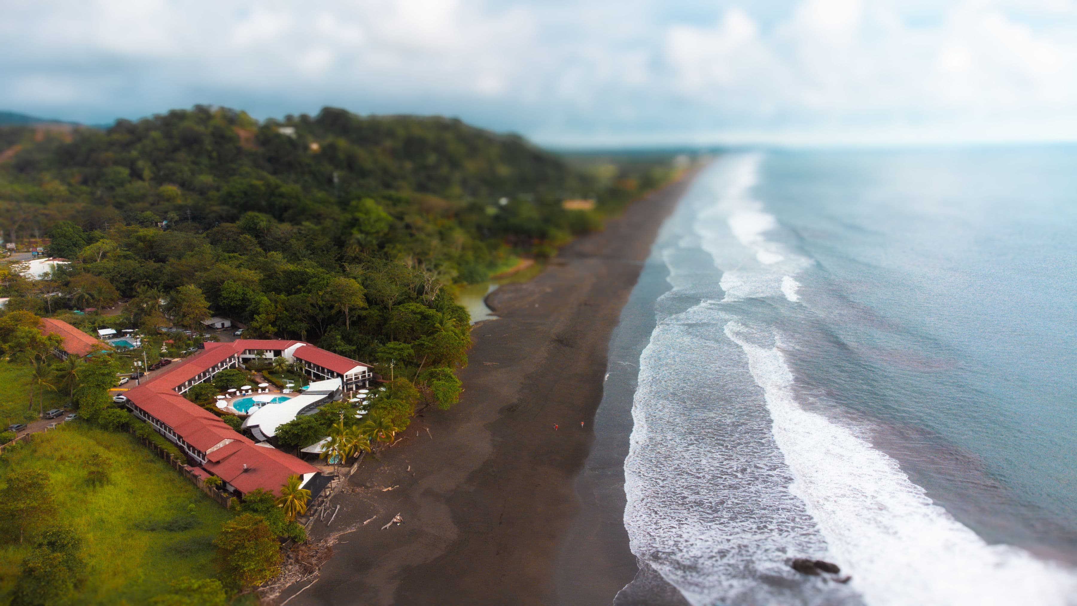 Playa Hermosa beach and aerial views of Hotel Terraza del Pacífico (12)