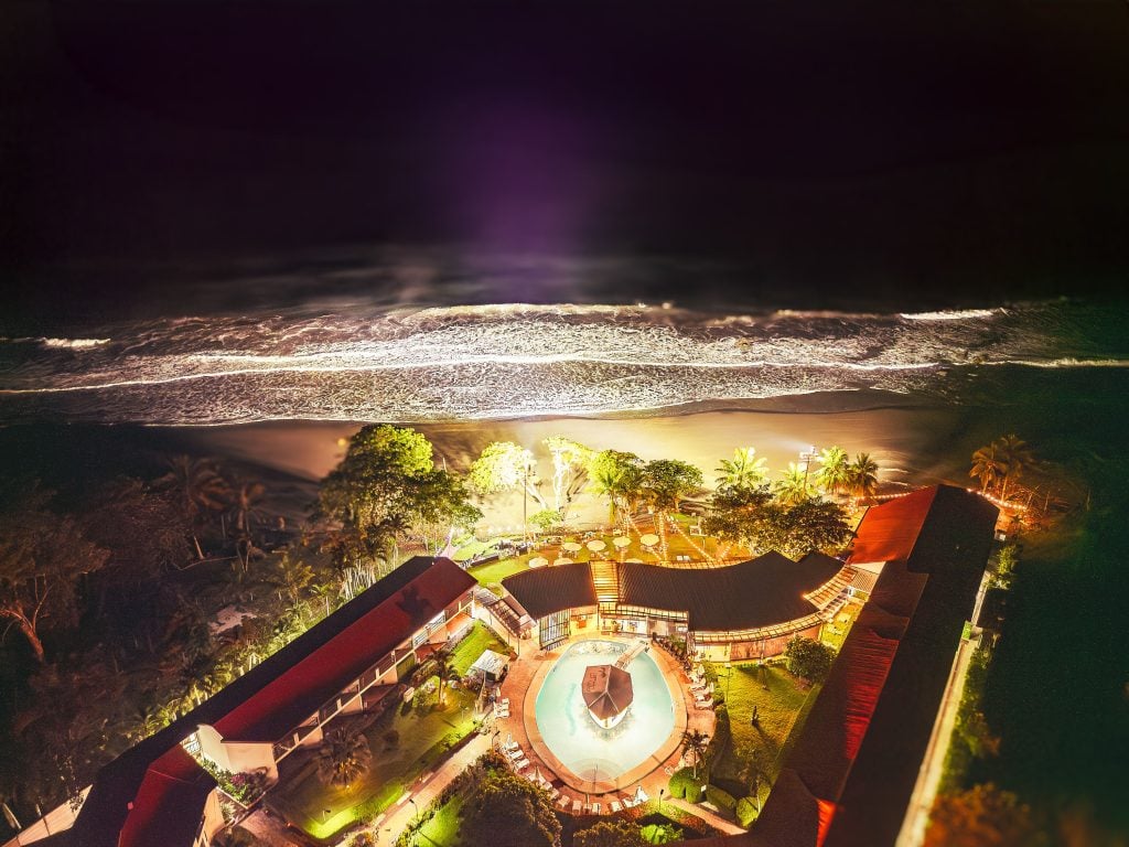 Las luces de la noche de surf